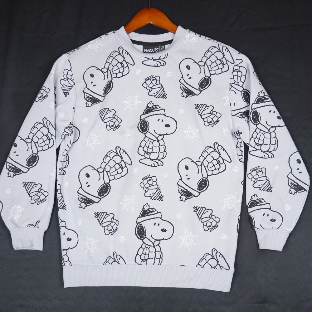 Peanuts Snoopy Sweatshirt Unisex XS Gray Christmas Puffer Jacket Print Fleece